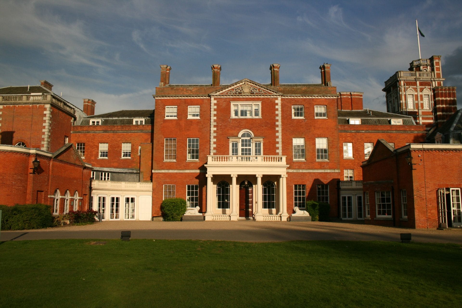 De Vere Theobalds Estate Wedding Fair 2017